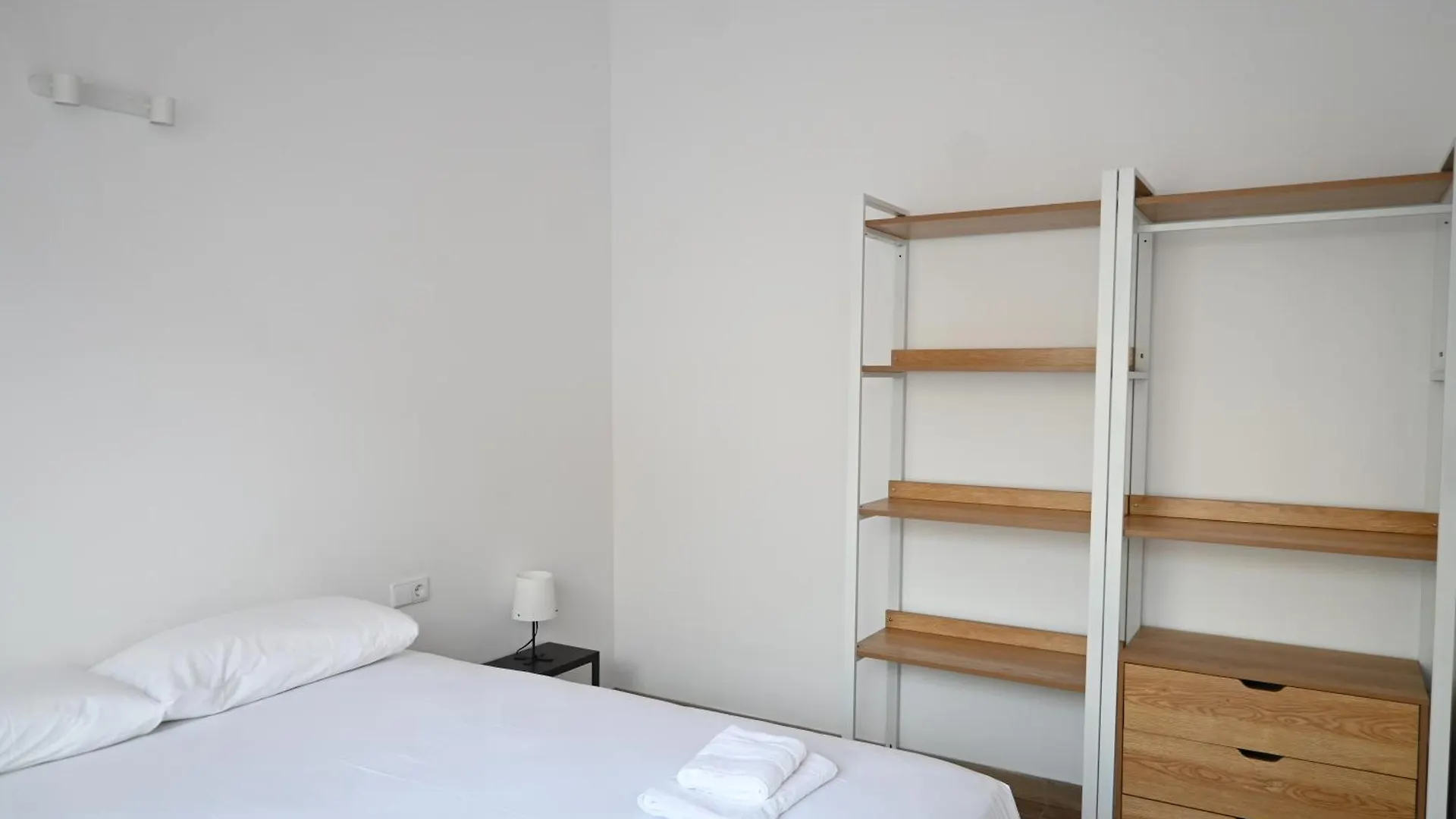 Apartment Homenfun Dalt Badalona Spain