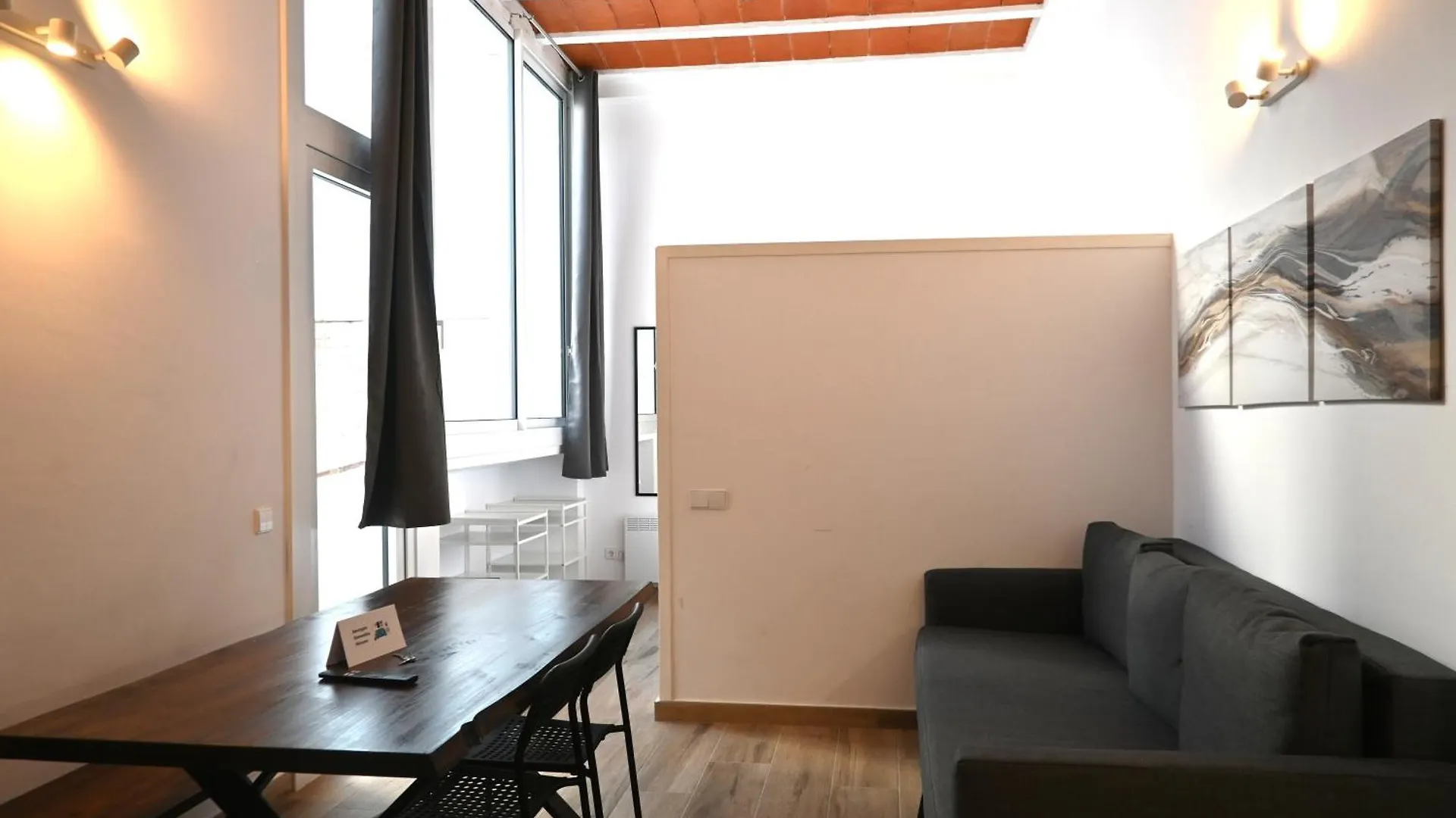 Apartment Homenfun Dalt Badalona