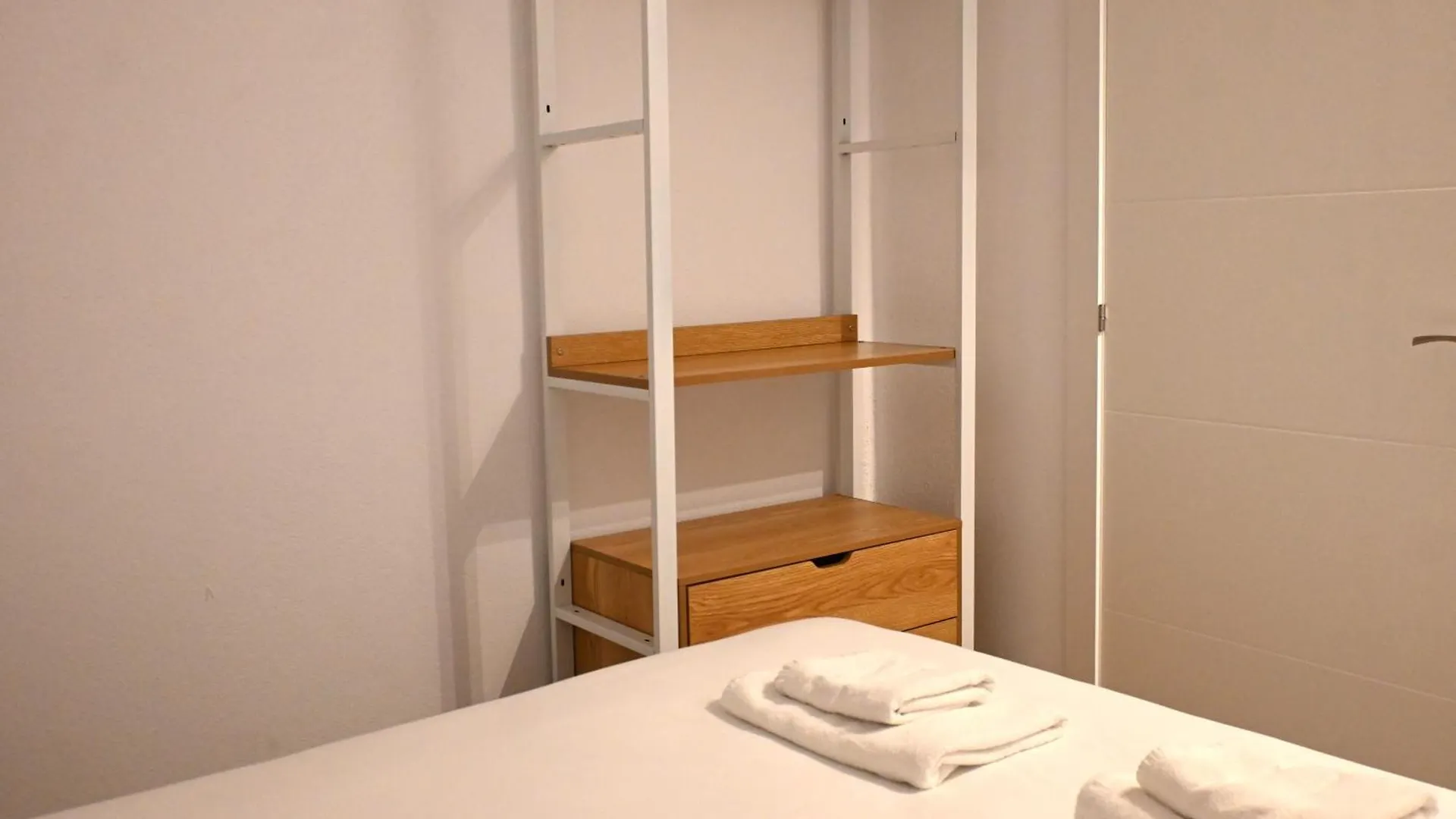 Apartment Homenfun Dalt Badalona