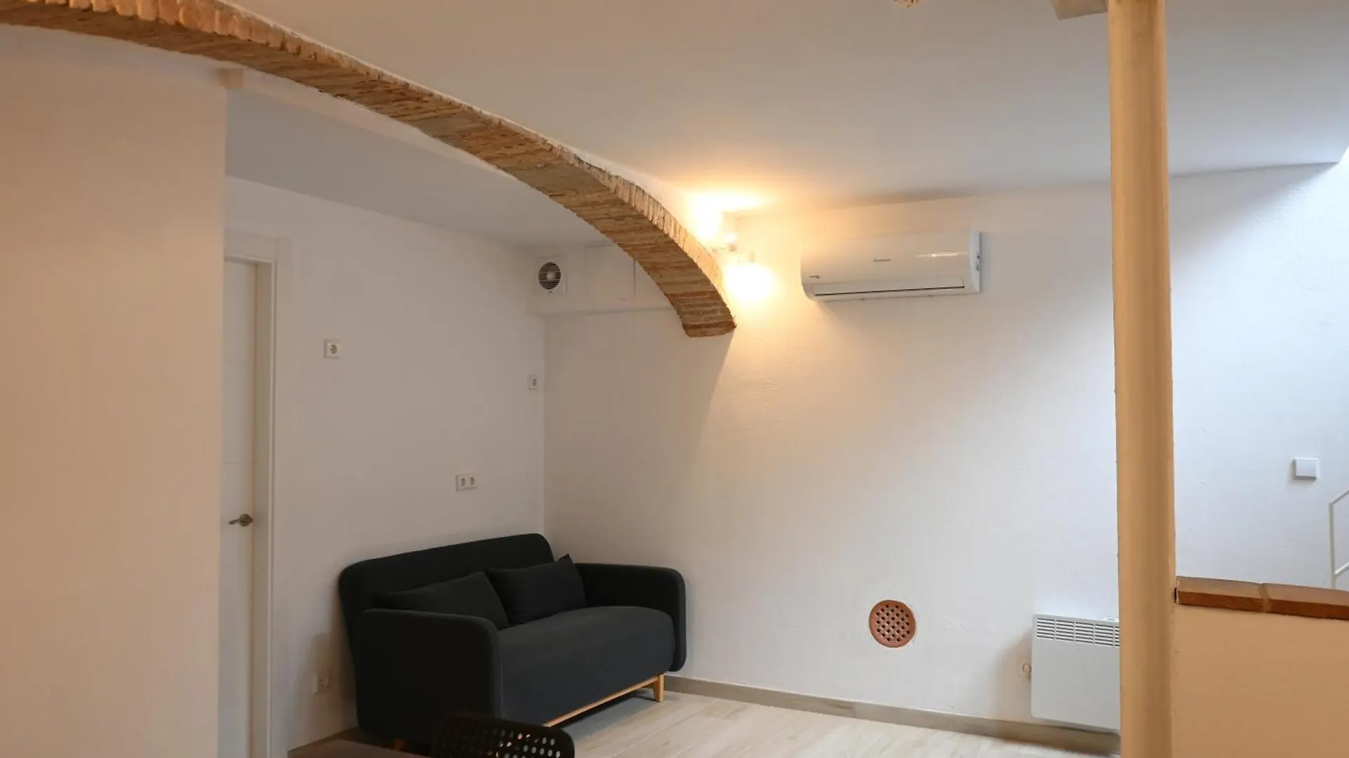 Apartment Homenfun Dalt Badalona
